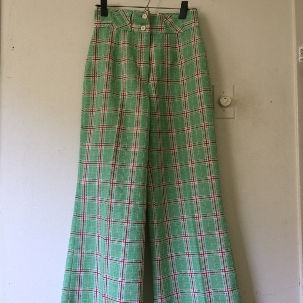 High waisted 90s Bell bottom pants